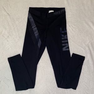 NWOT Nike Pro Dri-Fit Fleece Lined Leggings